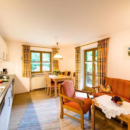Bachtelmuehle Guest house *
