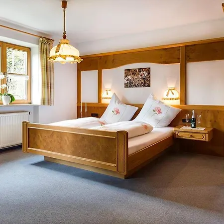 Bachtelmuehle Guest house 4*