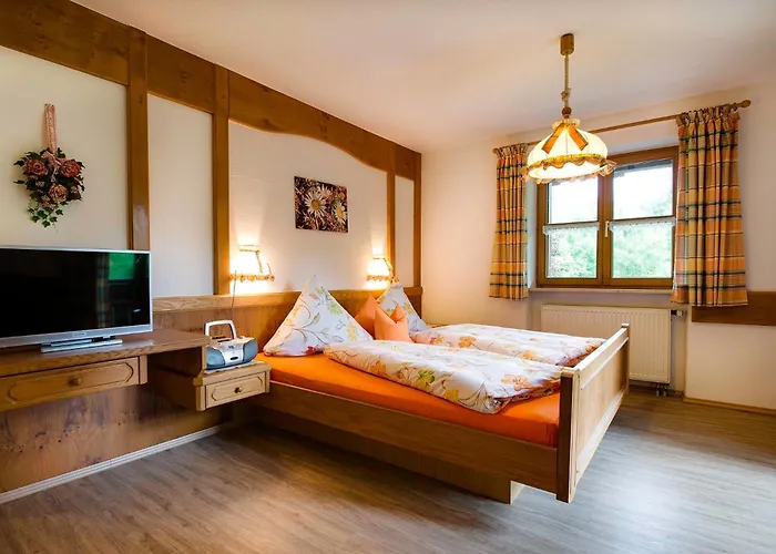 Bachtelmühle Gasthof 4*